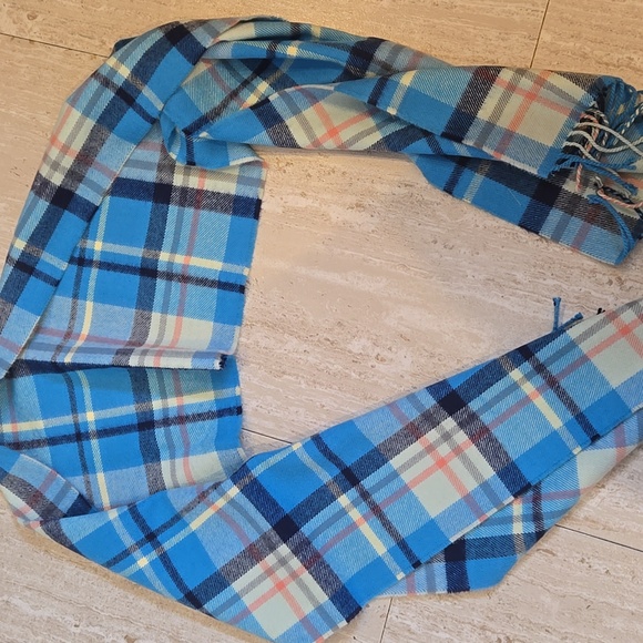 D&Y Softer Than Cashmere Blue Multi-Colored Fringed Edge Unisex Scarf - Picture 4 of 6